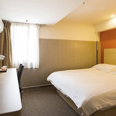 Motel Zhenjiang Jiefang Road Bagian luar foto