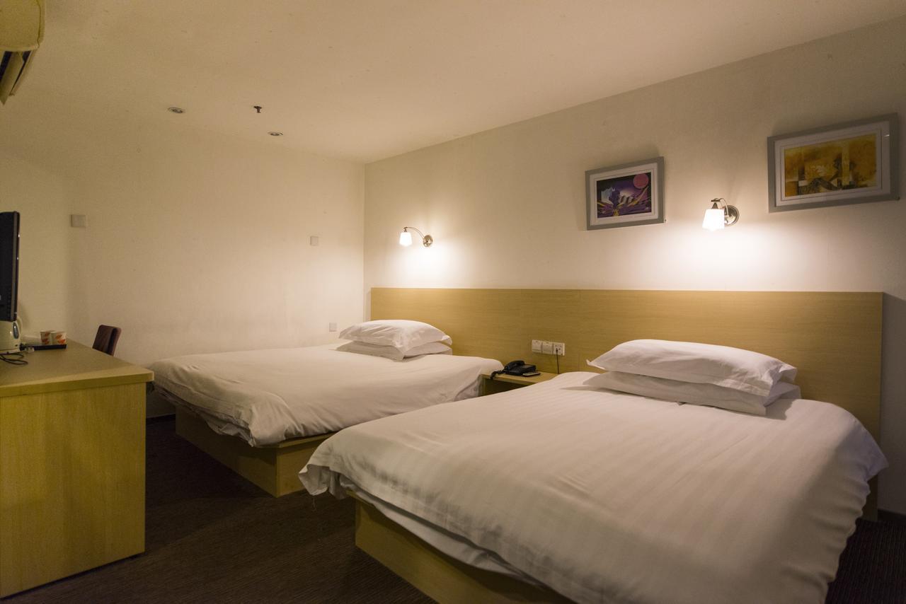 Motel Zhenjiang Jiefang Road Bagian luar foto