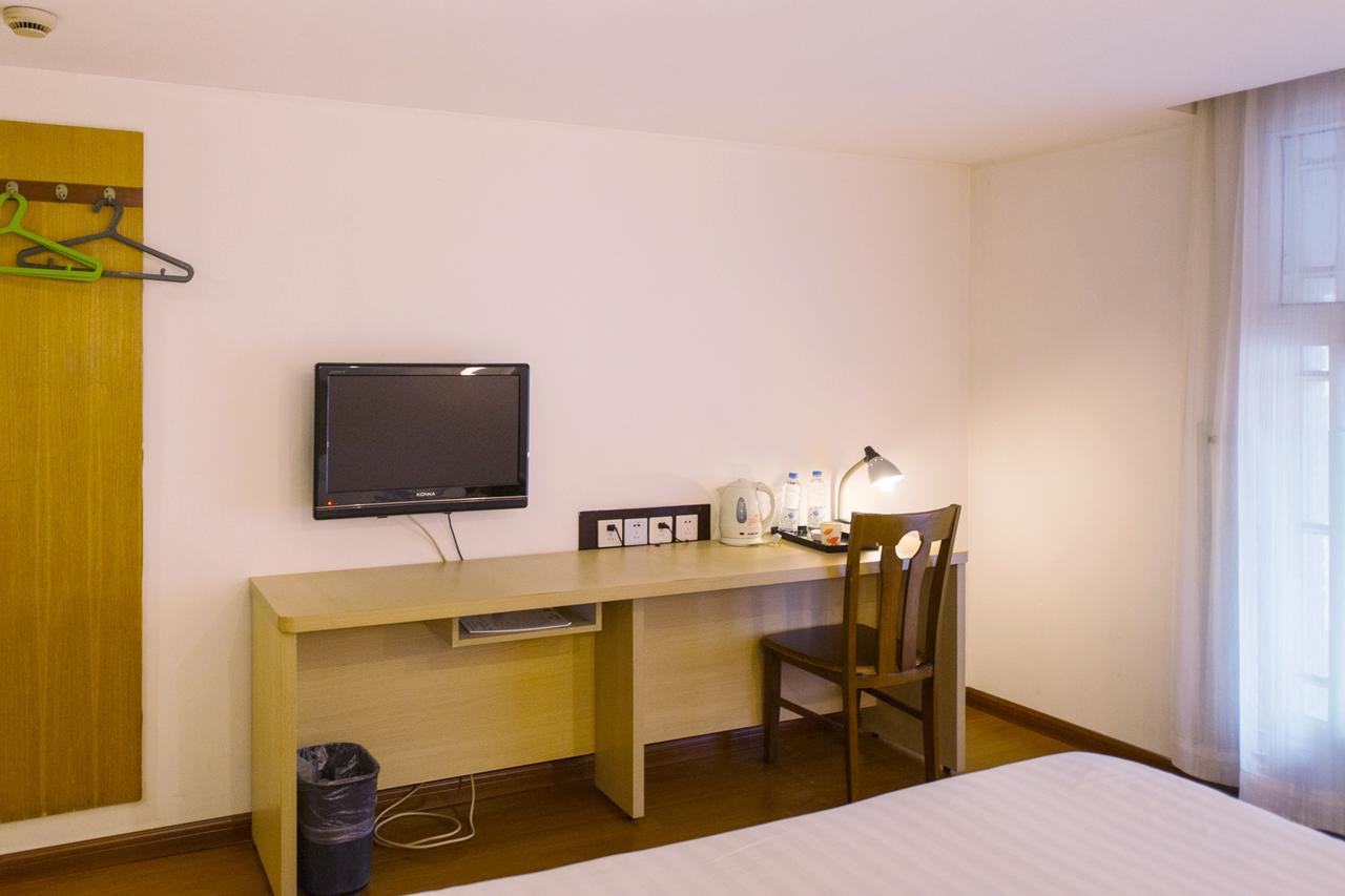 Motel Zhenjiang Jiefang Road Bagian luar foto