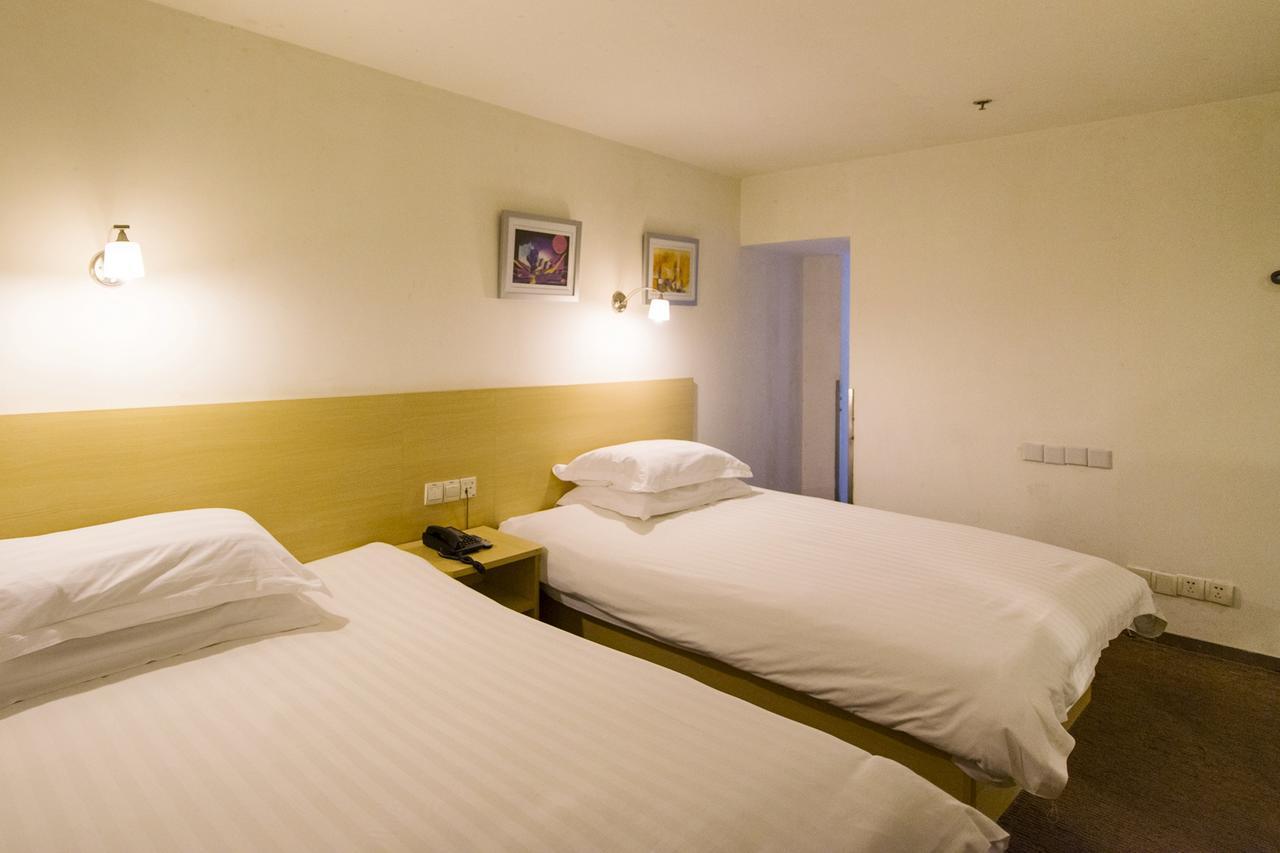 Motel Zhenjiang Jiefang Road Bagian luar foto